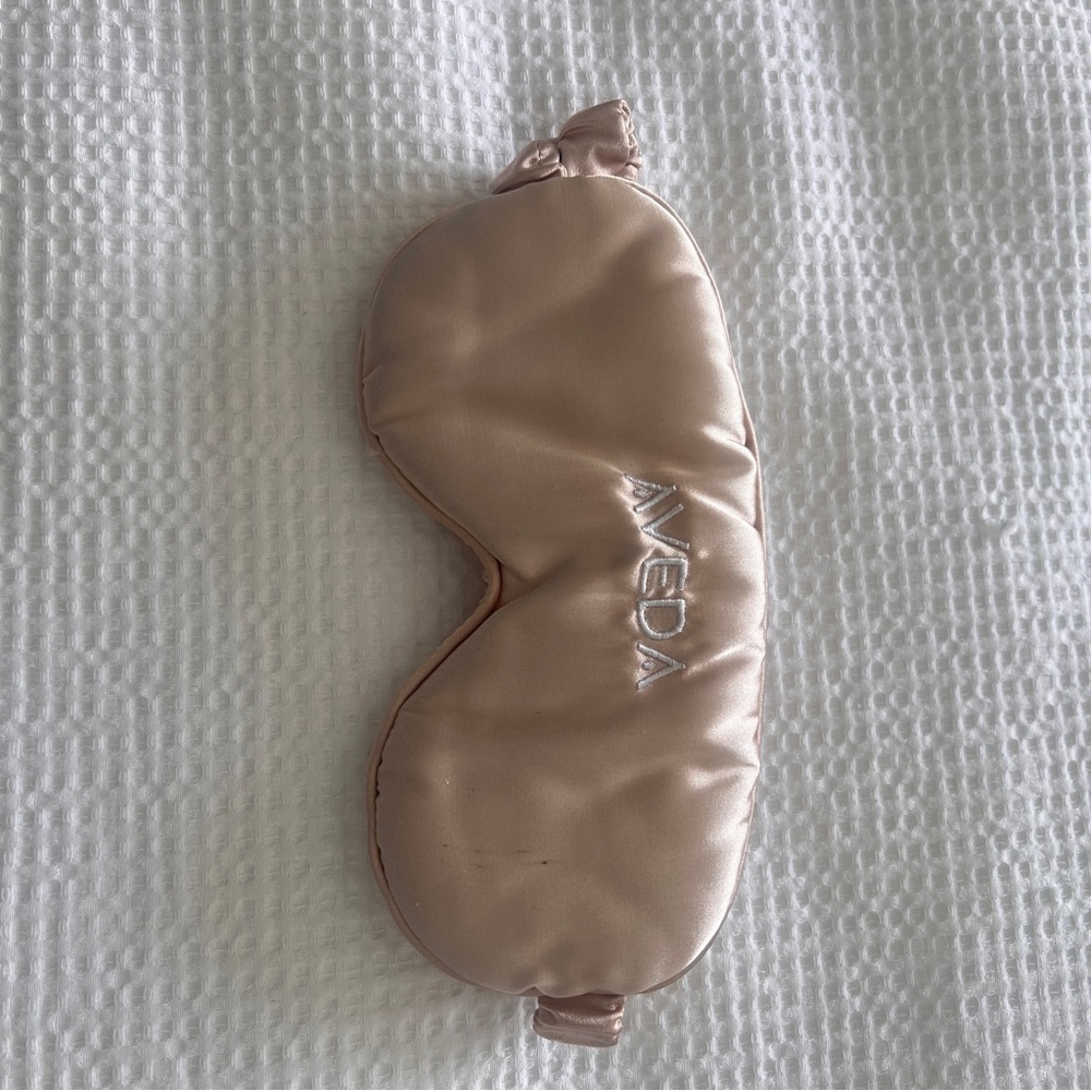 Aveda Blush Satin Eye Mask*